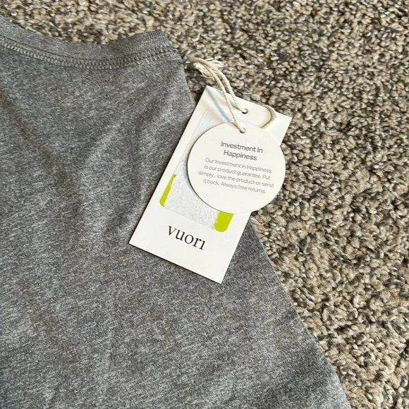 Vuori NWT Energy Tank Top in Heather Grey - Picture 7 of 7